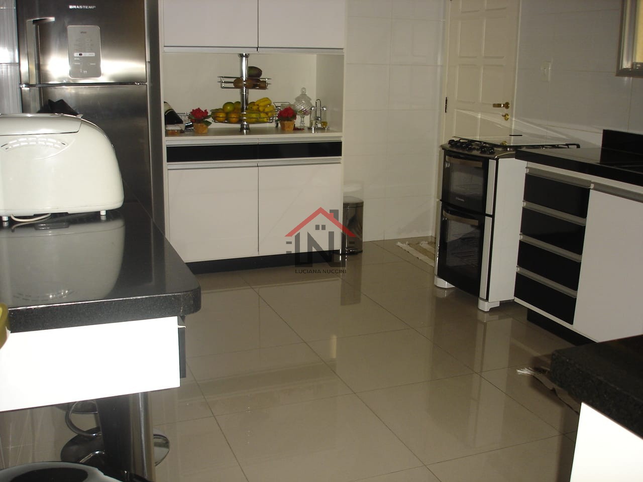 Imperdível: Casa com 4 quartos e 2 suítes na Vila Vera, São Paulo-SP - Confira já!