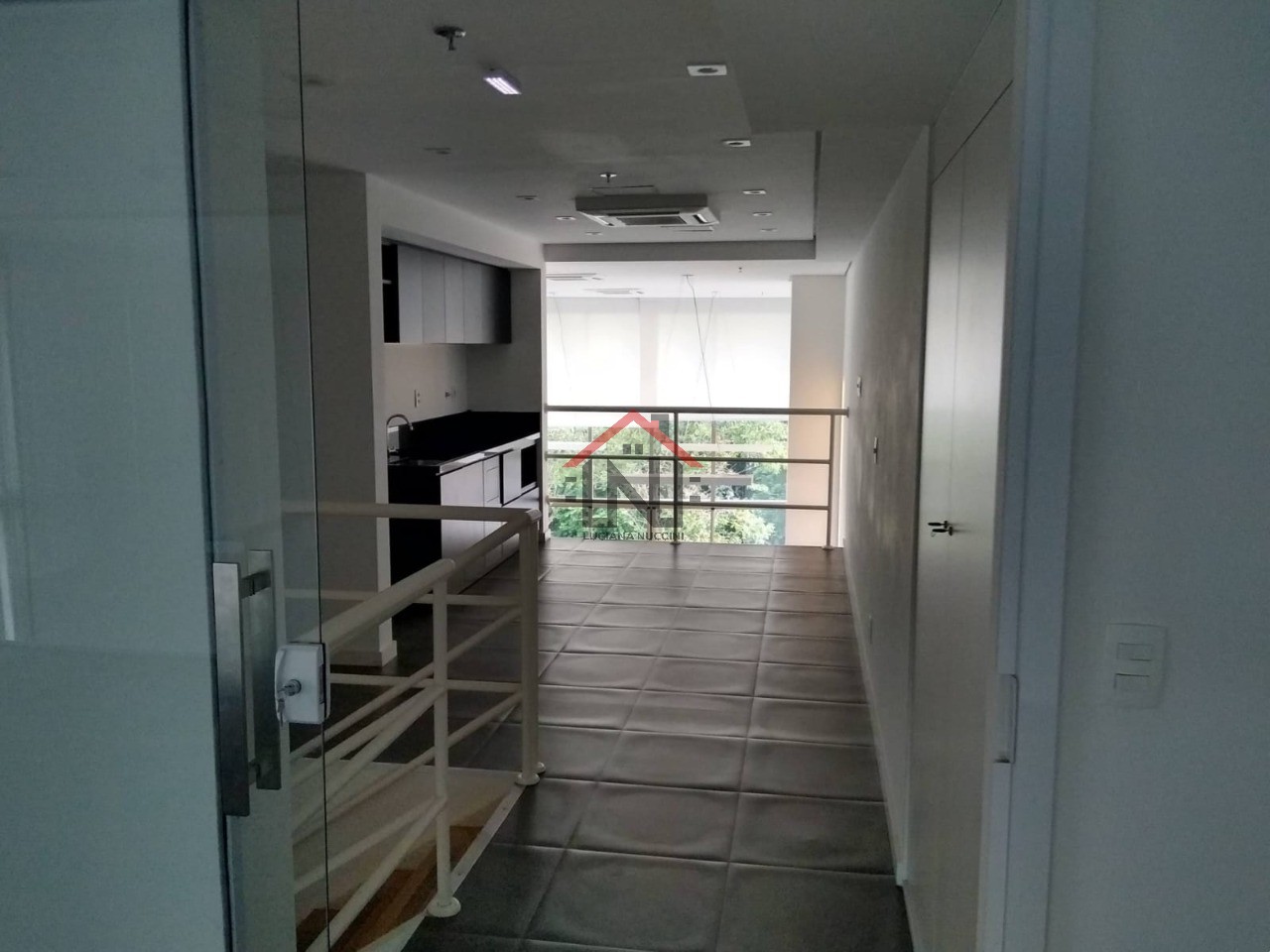 Conjunto Comercial de Alto Padrão na Cidade Monções, São Paulo - 1 Sala, 2 Banheiros, 195,26 m² de Área