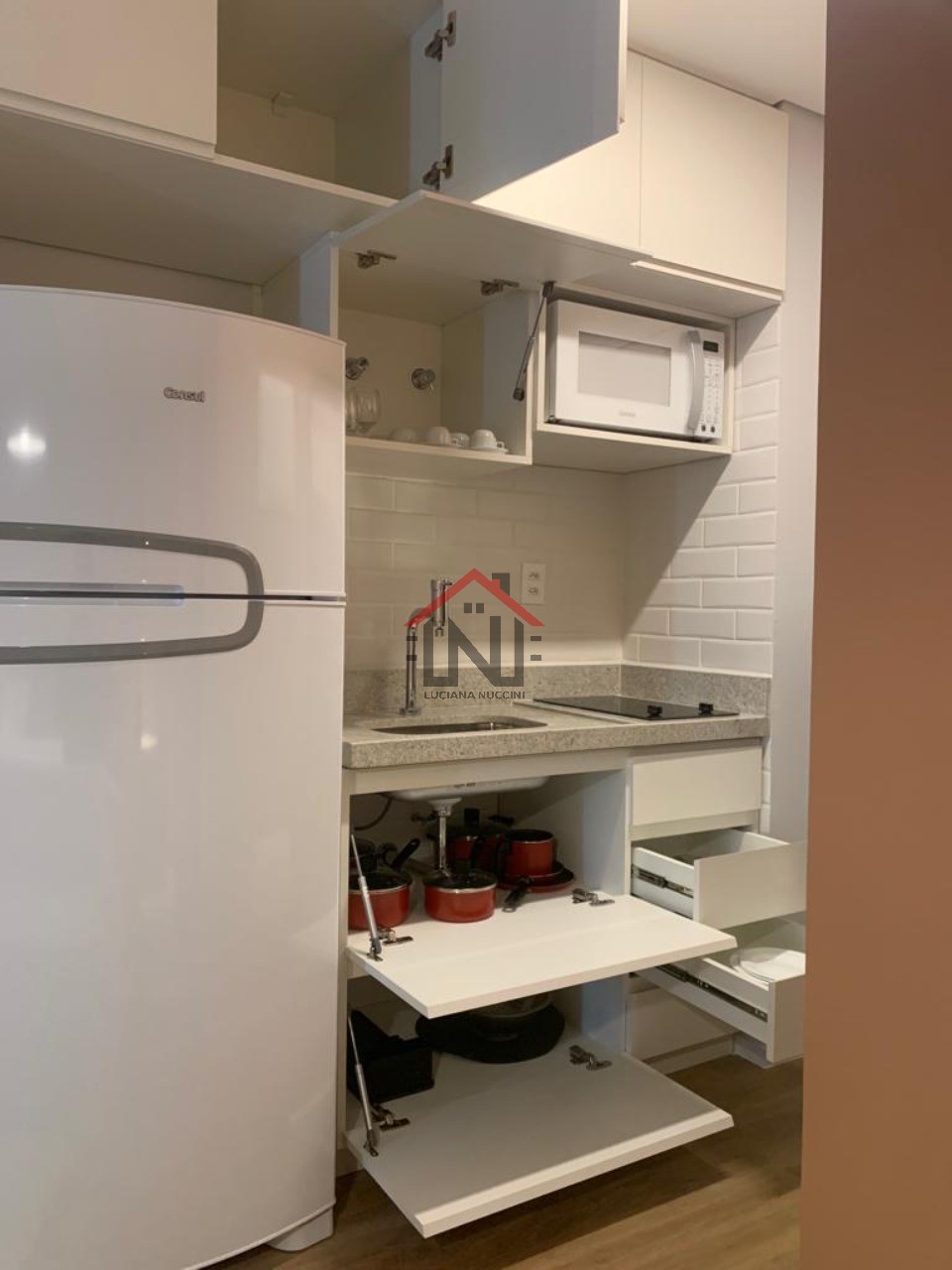 Apartamento à venda em Indianópolis, São Paulo-SP: 1 quarto, 1 banheiro, 44m² de área!