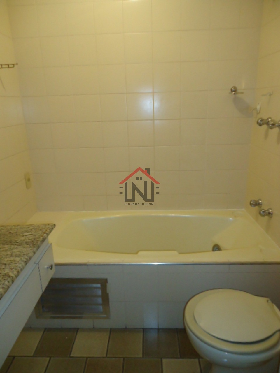 Imóvel de Luxo na Bela Vista: Apartamento com 3 Quartos, Suite e Vaga de Garagem em São Paulo-SP