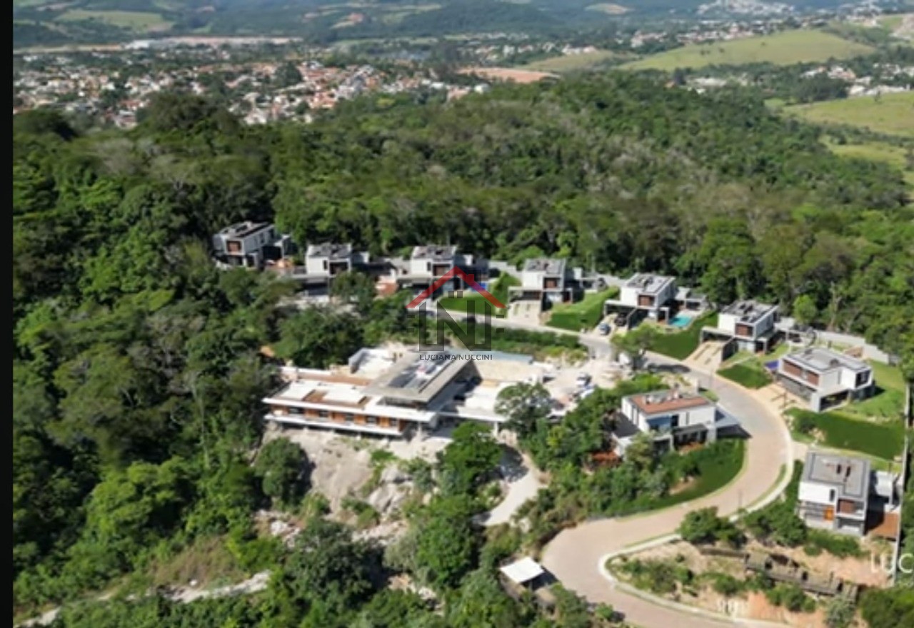 Imponente Casa em Condomínio de Luxo em Itapetinga, Atibaia-SP: 3 Quartos, 3 Suítes, 3 Salas, 5 Banheiros, 4 Vagas, 475m². - foto 20