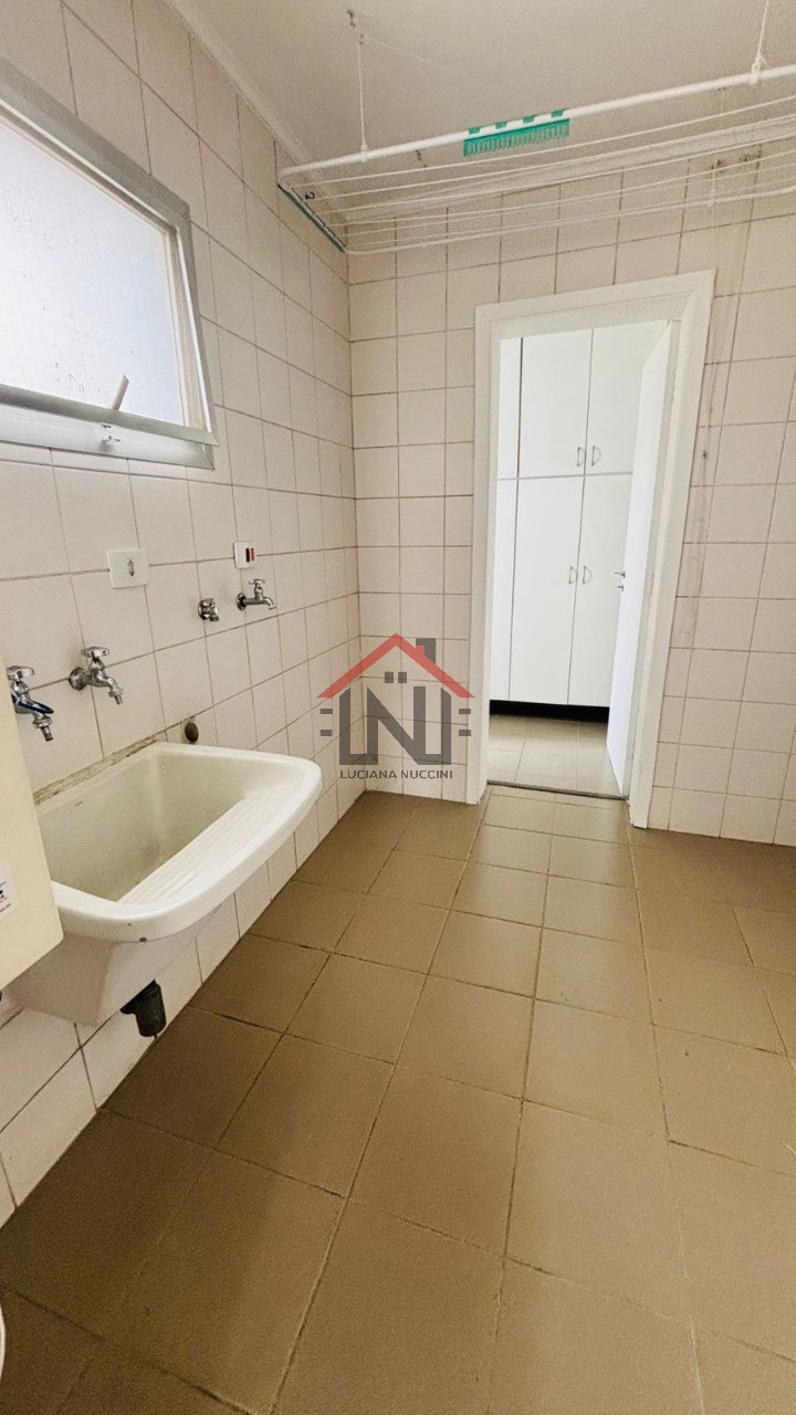 Apartamento de 3 quartos com 2 vagas de garagem e 110m² para locação em Mirandópolis, São Paulo-SP!