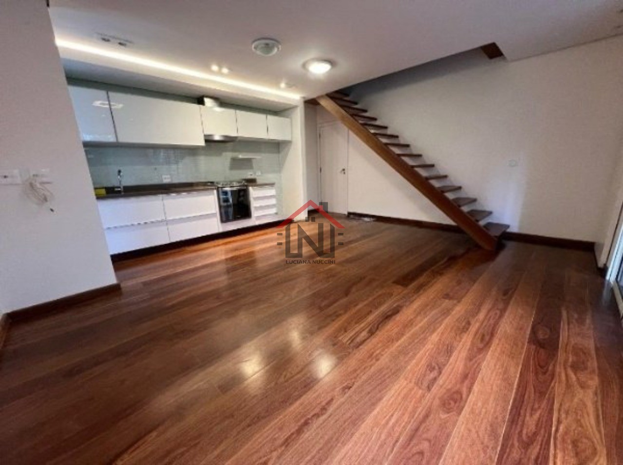 Apartamento de 1 quarto para locação em Moema, São Paulo-SP: 1 banheiro, 1 vaga de garagem, 65,00m² de área