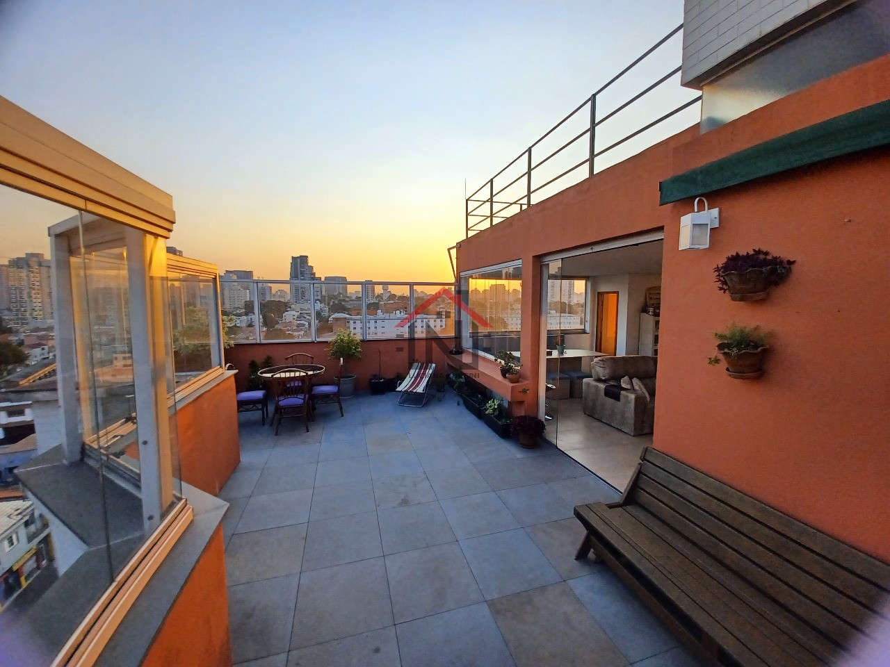 Apartamento à venda em SP: 3 quartos, 1 suíte, 3 banheiros, 3 vagas. Venha conhecer na Vila Dom Pedro I!