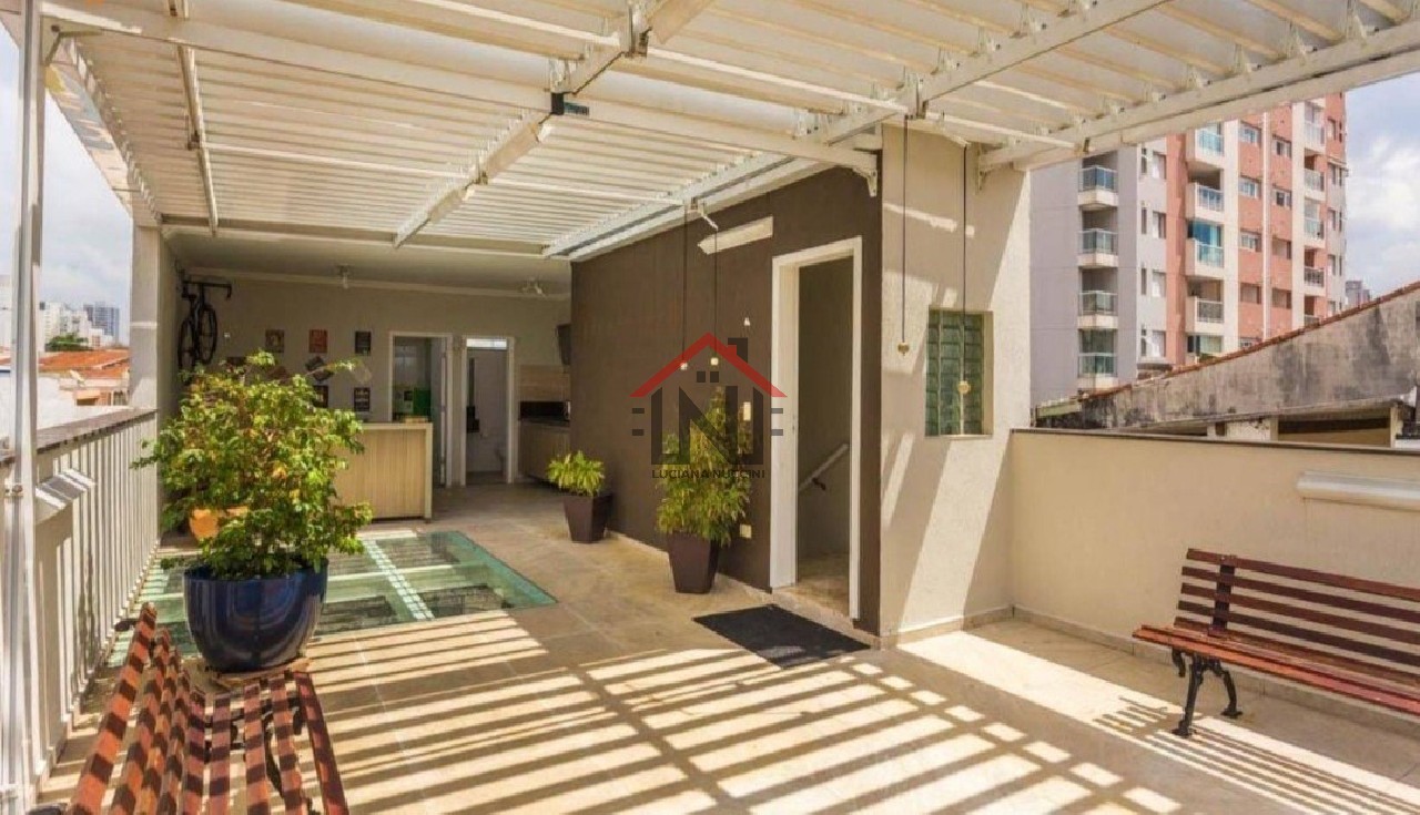 Sobrado Residencial à Venda no Ipiranga, São Paulo: 2 Suítes, 3 Salas, 2 Vagas - Imperdível Oportunidade!