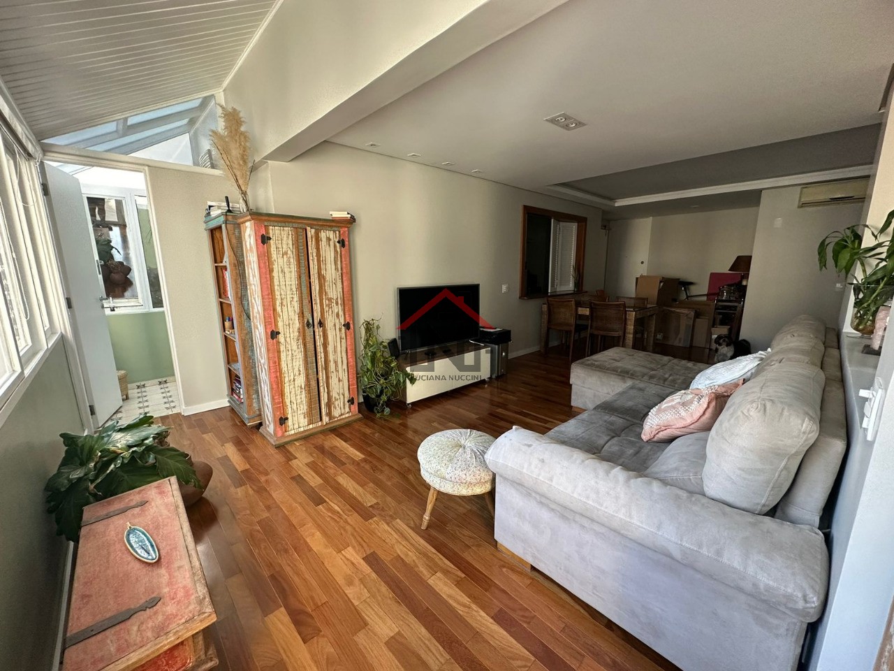 Imperdível apartamento à venda em São Paulo-SP, Itaim Bibi: 3 quartos, 2 suítes, 2 salas, 4 banheiros, 2 vagas, 130m².
