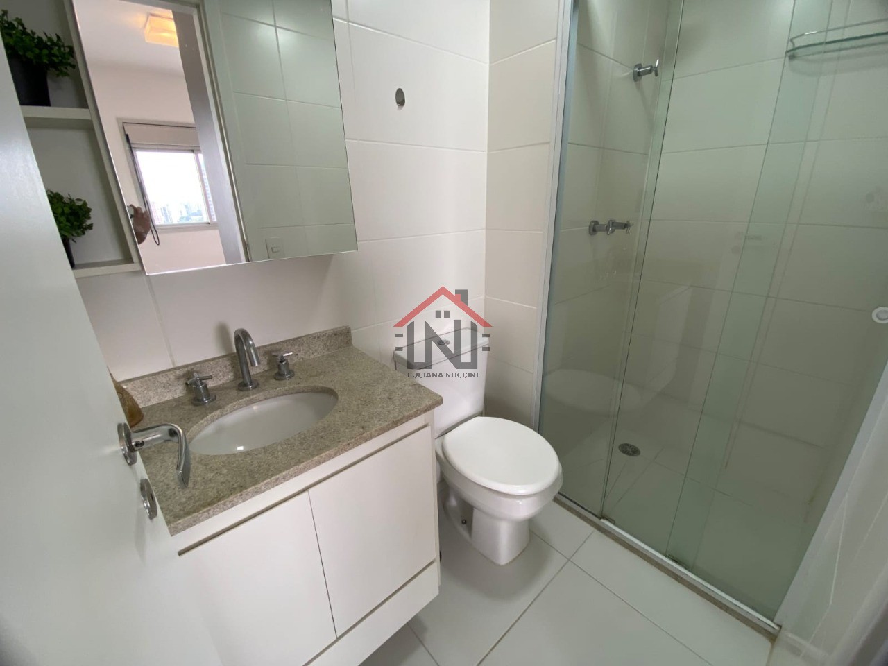 Studio de luxo em condomínio exclusivo em Santo Amaro, São Paulo - 1 quarto, 1 banheiro, 1 vaga - 33m² de elegância!
