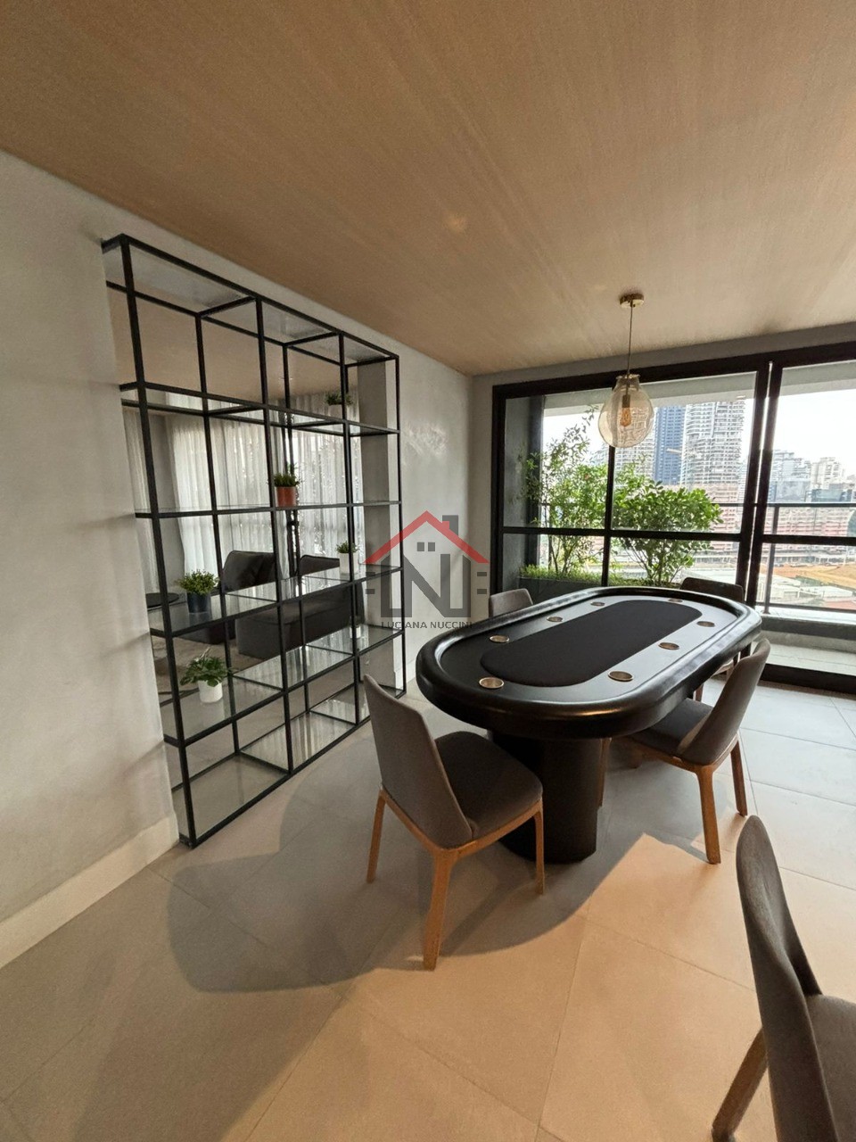 Studio para locação no Jardim das Acácias, São Paulo-SP: 1 quarto, 1 banheiro, 28m² de área. Encontre seu espaço perfeito!