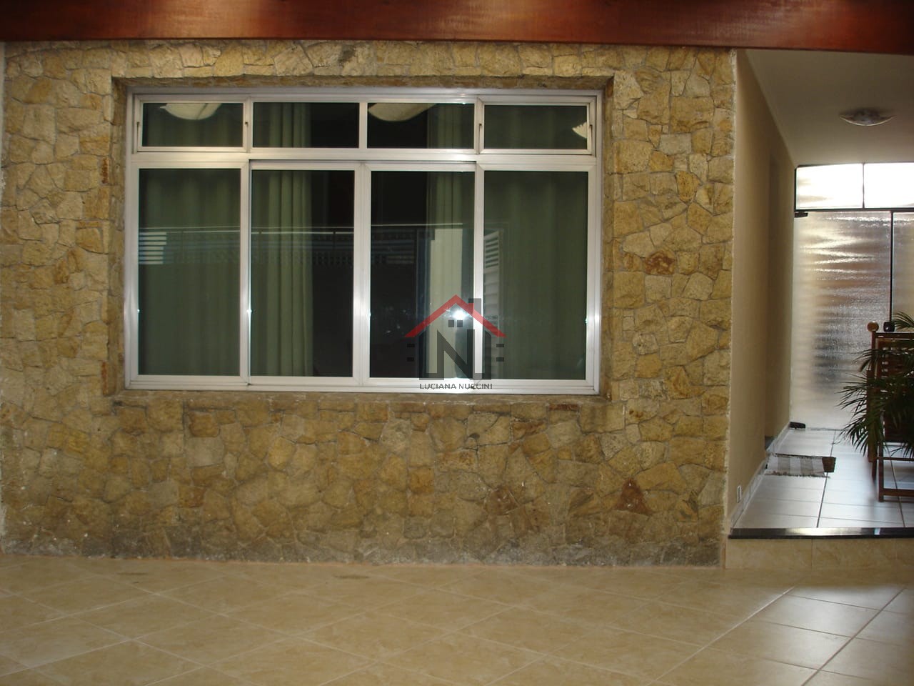 Imperdível: Casa com 4 quartos e 2 suítes na Vila Vera, São Paulo-SP - Confira já!