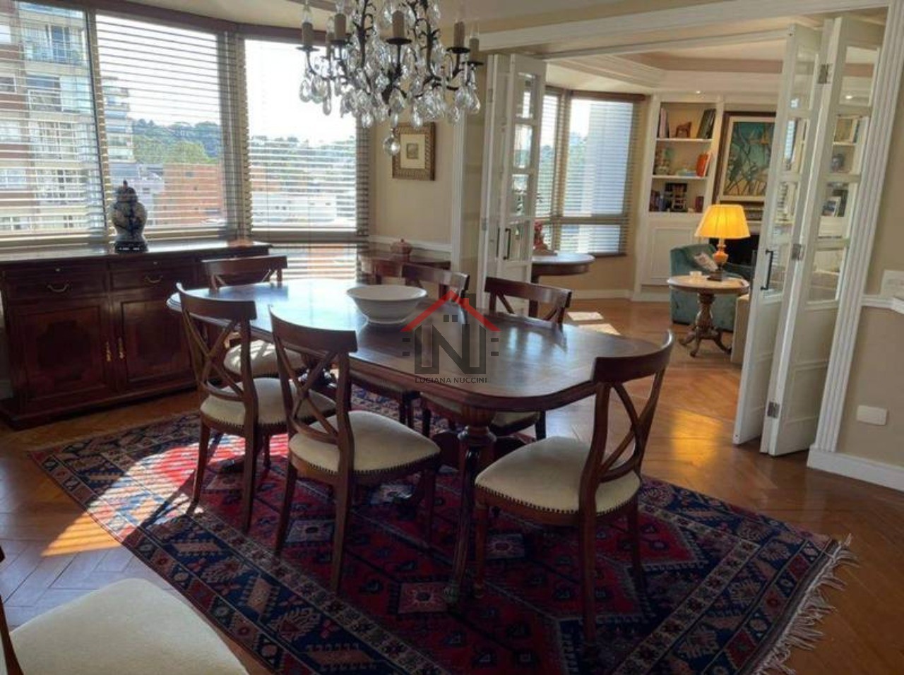 Apartamento de Luxo para Locação no Real Parque, São Paulo-SP: 4 Quartos, 4 Suítes, 1 Sala, 5 Banheiros, 6 Vagas, 370m² Área.