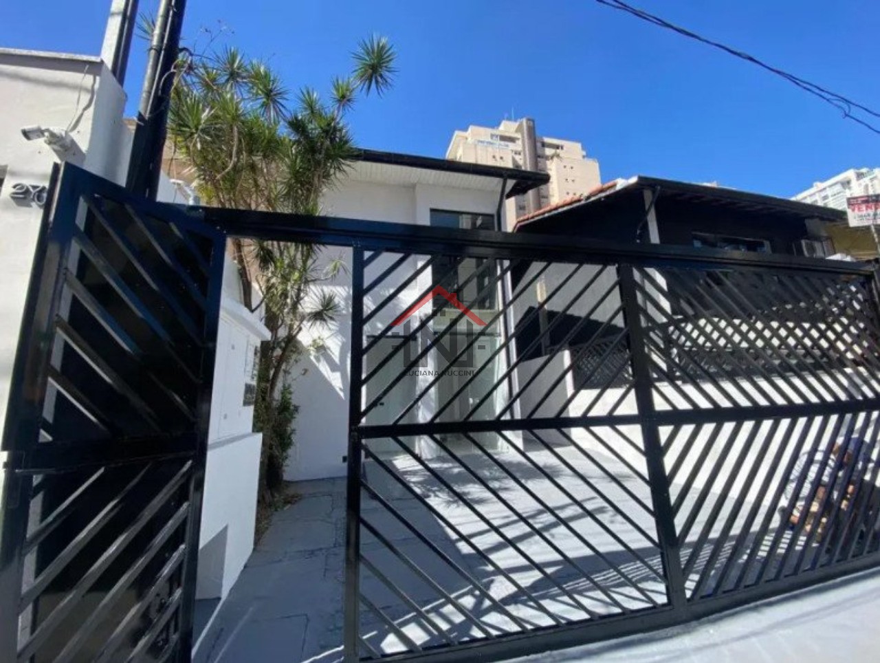 Excelente oportunidade: casa à venda na Vila Olímpia, São Paulo-SP, com 3 salas, 3 banheiros e 75,00 m² de área.