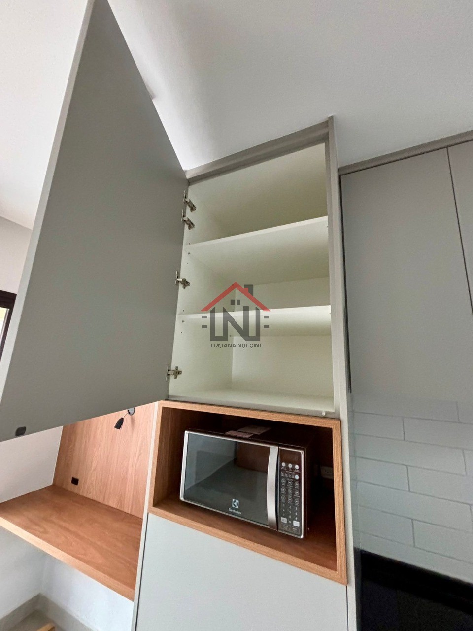Studio para locação no Jardim das Acácias, São Paulo-SP: 1 quarto, 1 banheiro, 28m² de área. Encontre seu espaço perfeito!