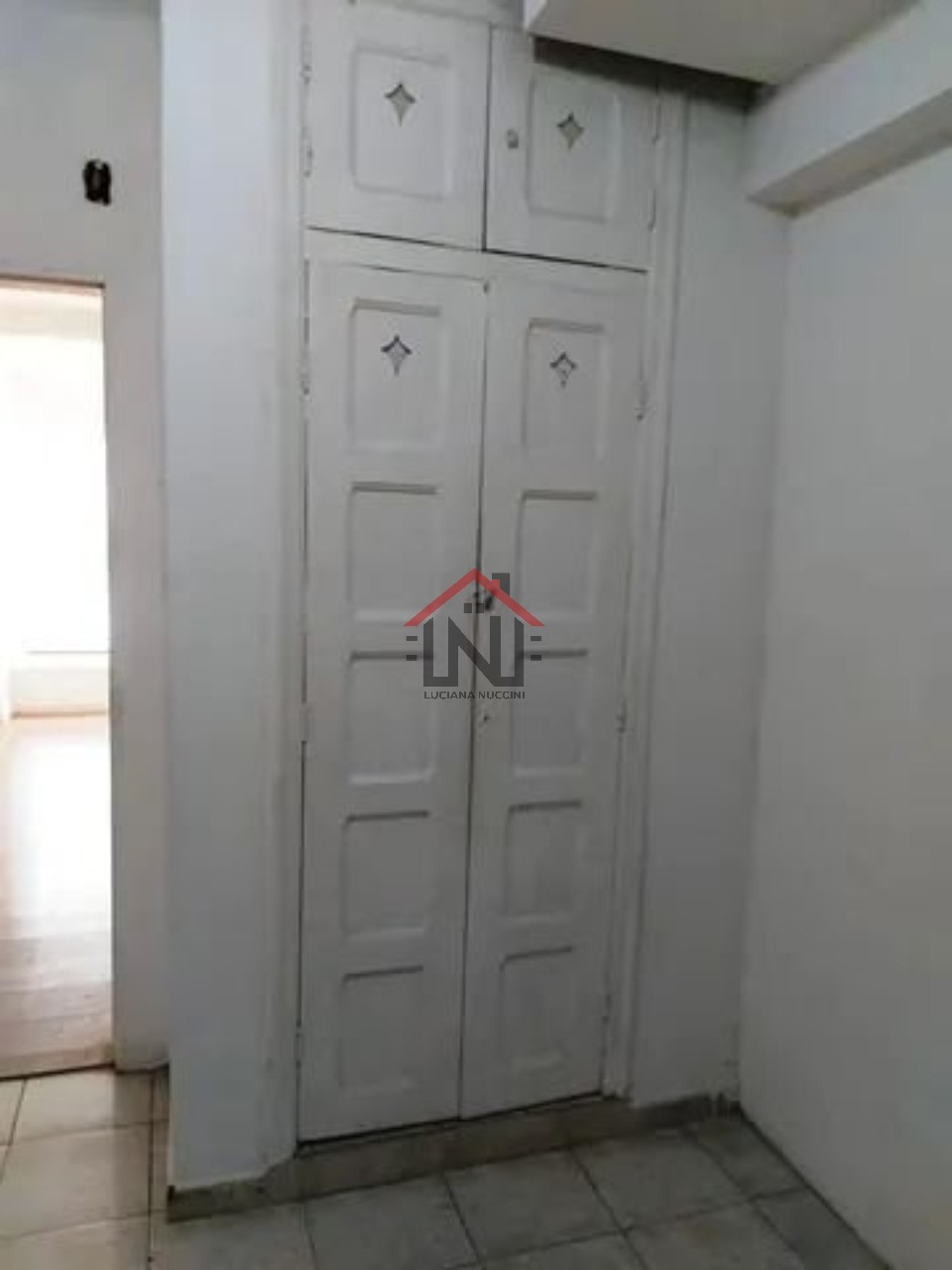 Locação de Casa Comercial na Vila Clementino, São Paulo-SP: 5 Salas, 2 Banheiros, 150m² de Área.