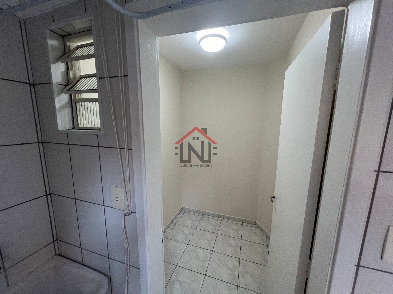 Apartamento à venda no Paraíso, São Paulo-SP: 2 quartos, 1 sala, 2 banheiros, 1 vaga de garagem, 78m². Aproveite!