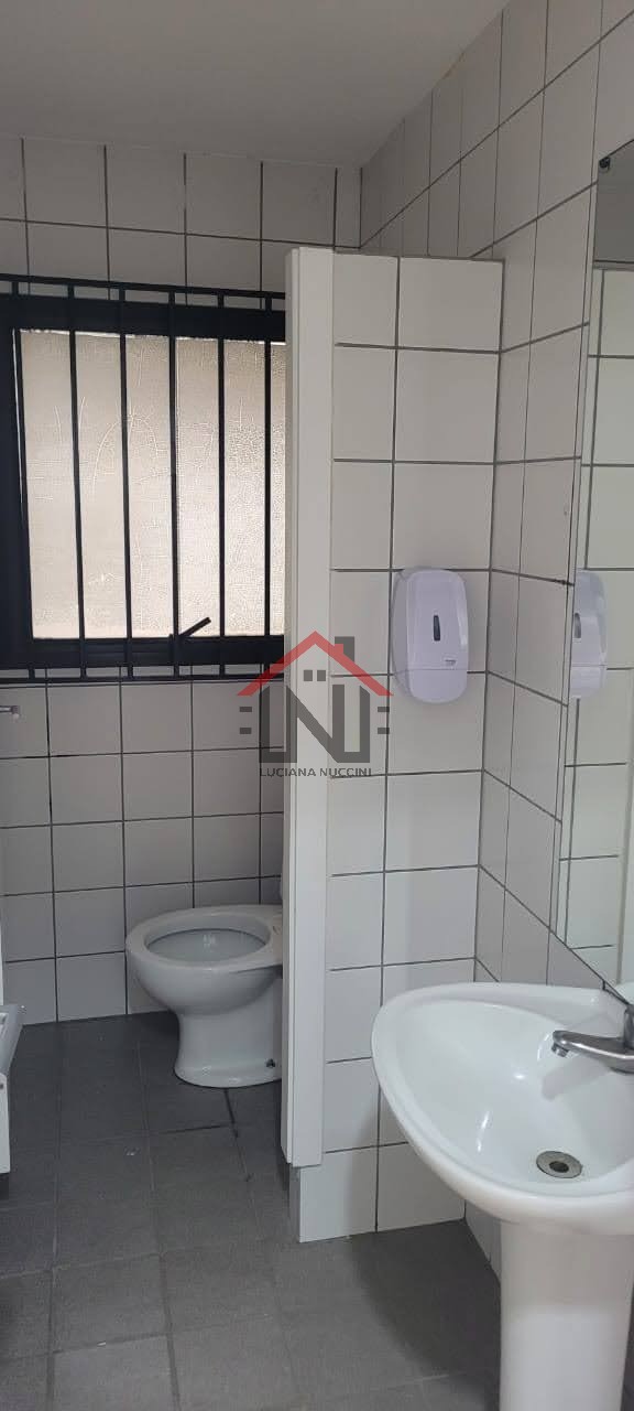 Conjunto Comercial de Alto Padrão no Jardim Paulista, São Paulo-SP: 1 Sala, 3 Banheiros, 2 Vagas, 137m². Venha Conferir!