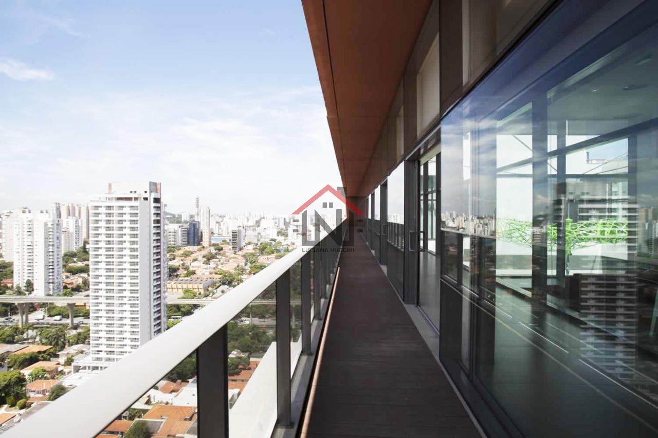 Studio de Luxo no Brooklin Paulista: 1 quarto, 1 banheiro, vaga de garagem, 44m² - São Paulo-SP