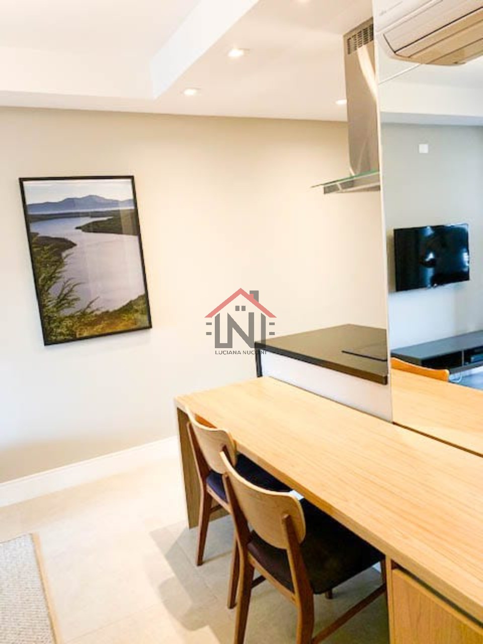 Studio de Luxo no Brooklin Paulista: 1 quarto, 1 banheiro, vaga de garagem, 44m² - São Paulo-SP