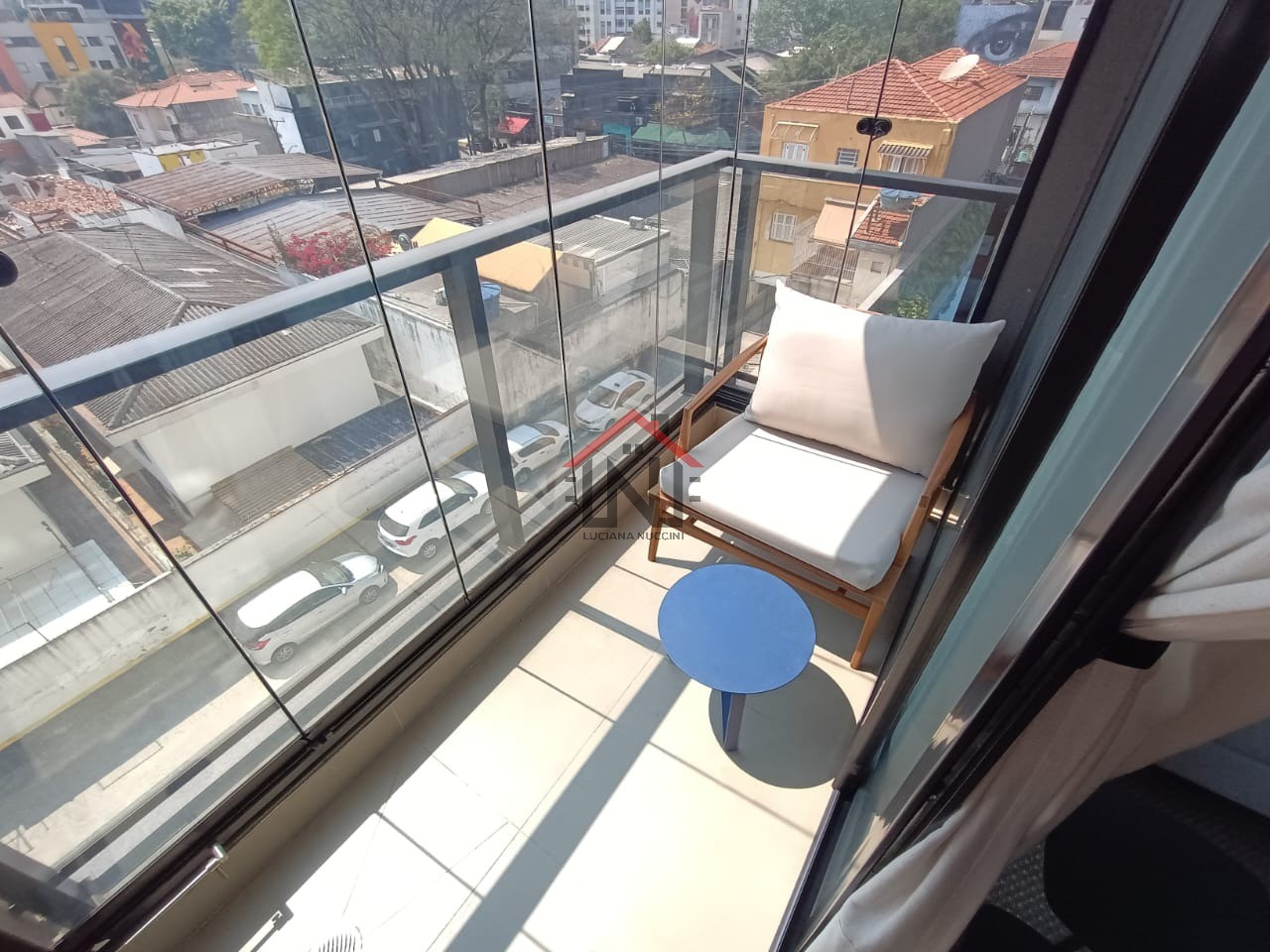 Aluguel de Apartamento Moderno em Pinheiros - 1 quarto, 1 sala, 1 banheiro, 1 vaga, 40m² - São Paulo-SP