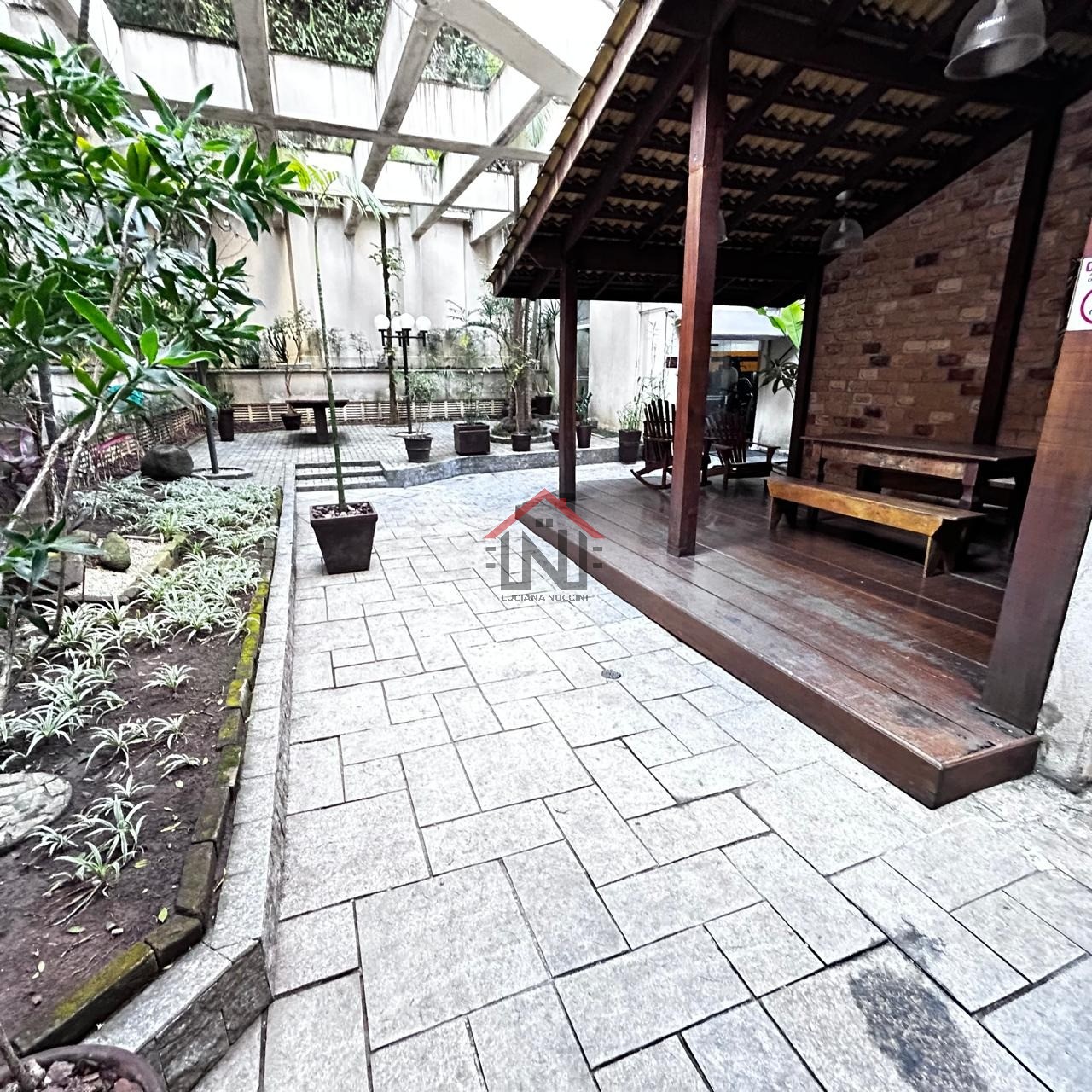 Apartamento para locação no Jardim Paulista, São Paulo-SP: 1 quarto, 1 sala, 1 banheiro, 1 vaga de garagem!
