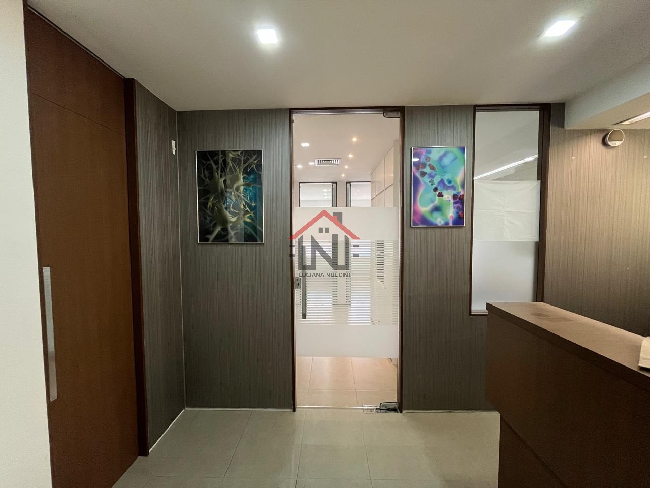 Conjunto Comercial de Alto Padrão para Locação no Jardim Paulista, São Paulo-SP: 5 Salas, 2 Banheiros, 2 Vagas - 58,79m².