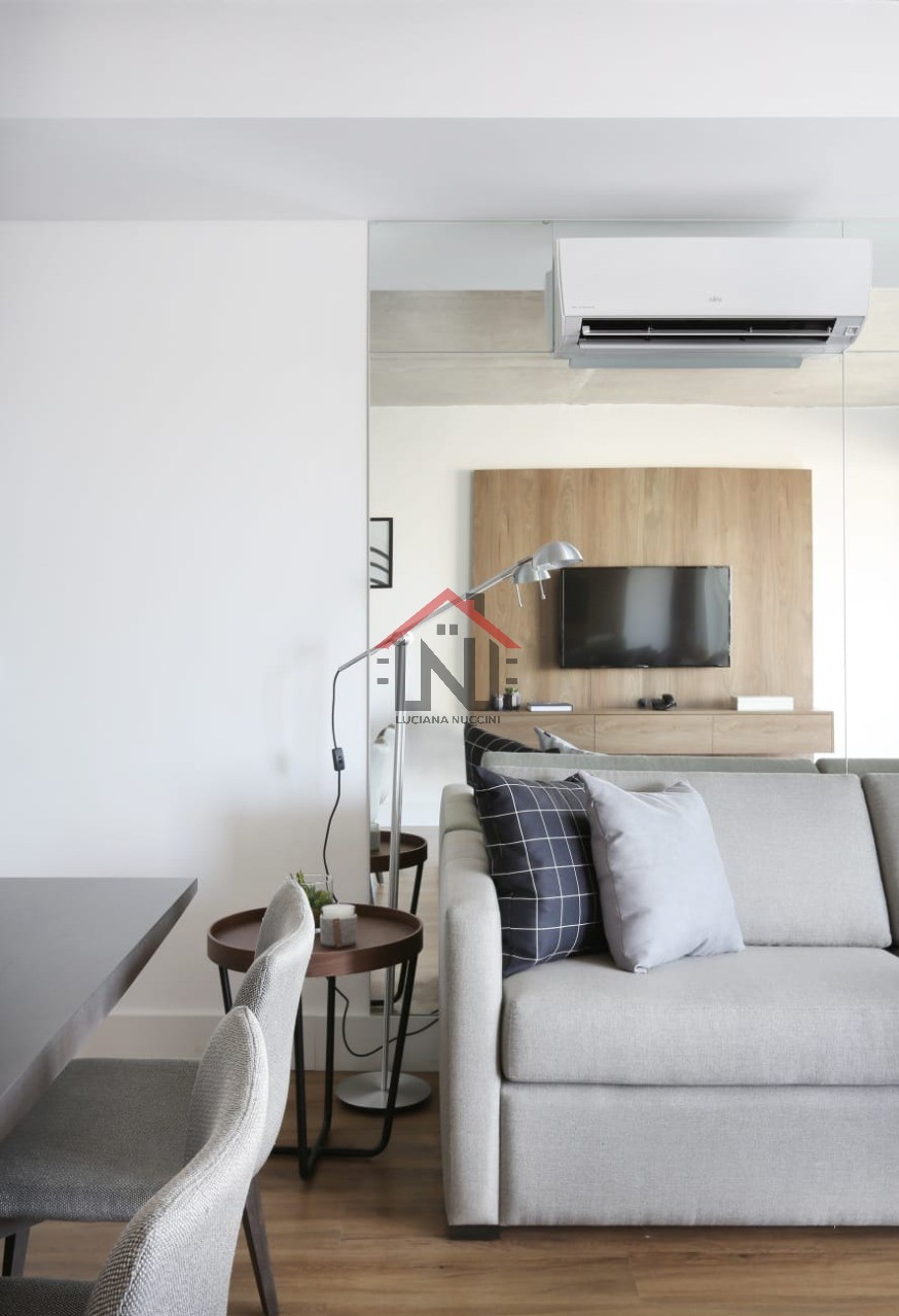 Apartamento para locação de alto padrão na Cidade Monções, São Paulo: 1 quarto, 1 sala, 2 banheiros, 1 vaga - 70m²