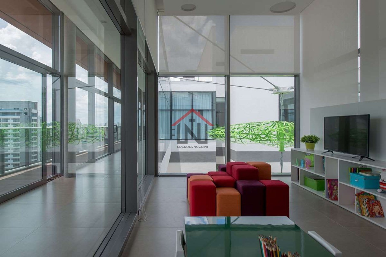 Studio de Luxo no Brooklin Paulista: 1 quarto, 1 banheiro, vaga de garagem, 44m² - São Paulo-SP