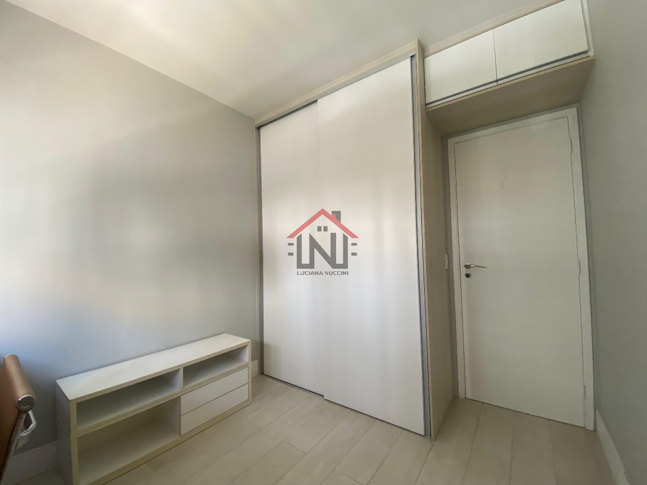 Apartamento de Luxo para Locação em Pinheiros - São Paulo-SP: 2 Quartos, 1 Suíte, 2 Banheiros, 2 Vagas, 68m² de Área.