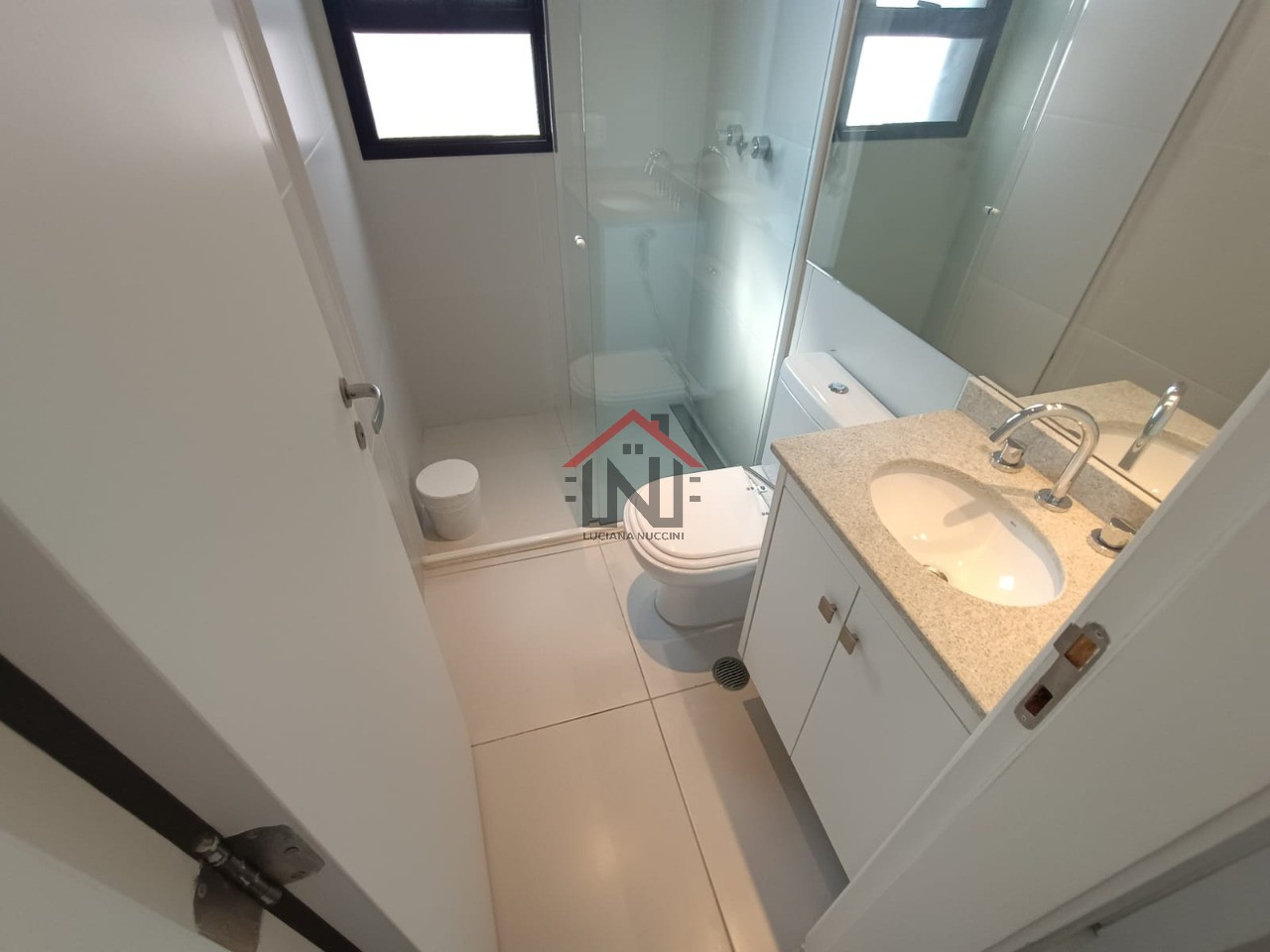 Apartamento para locação em Pinheiros - São Paulo-SP: 2 quartos, 1 banheiro, 2 vagas, 70m² de área!