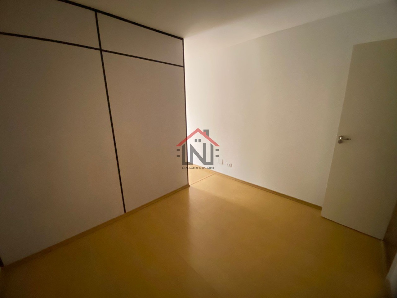 Studio para Locação na Vila Clementino - 25m², 1 Sala, 1 Banheiro, 1 Vaga - São Paulo-SP
