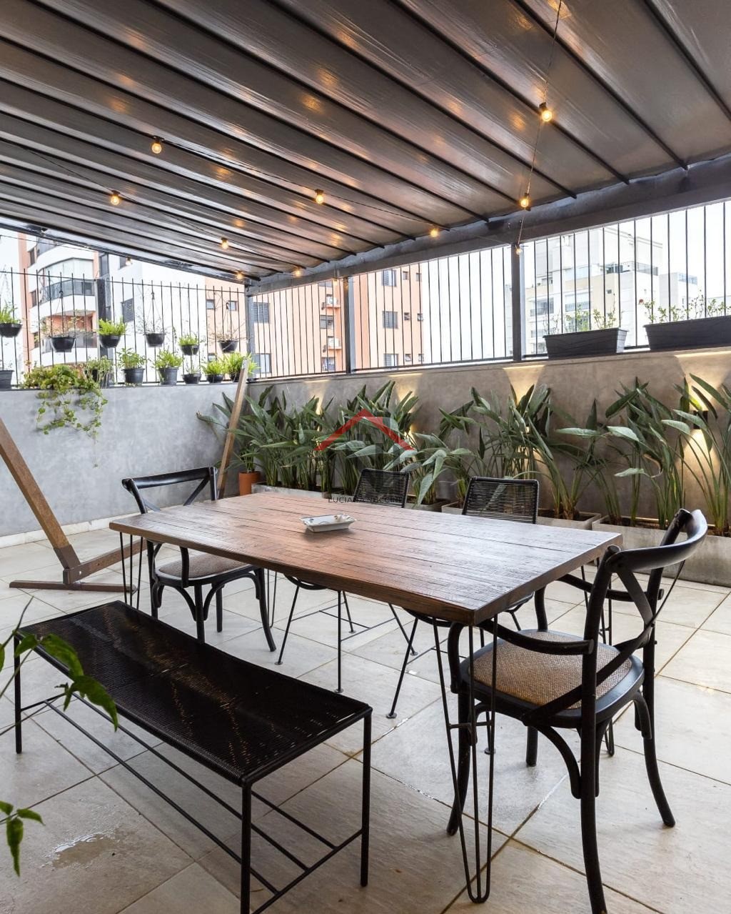 Imperdível cobertura de luxo em São Paulo-SP, Perdizes: 3 quartos, 2 suítes, 2 salas, 3 banheiros, 2 vagas, 234m². Confira!