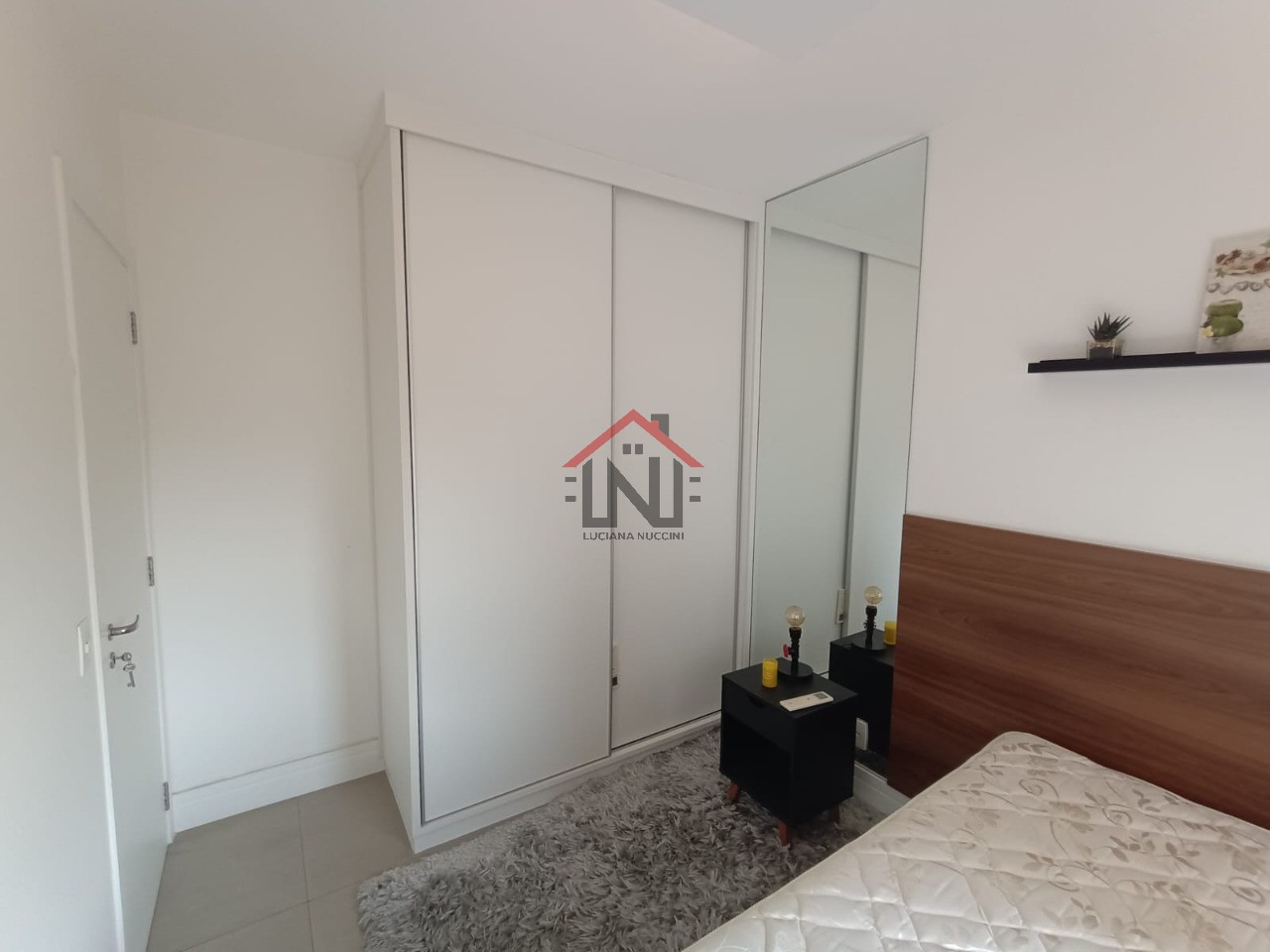 Apartamento para locação em Pinheiros - São Paulo-SP: 2 quartos, 1 banheiro, 2 vagas, 70m² de área!