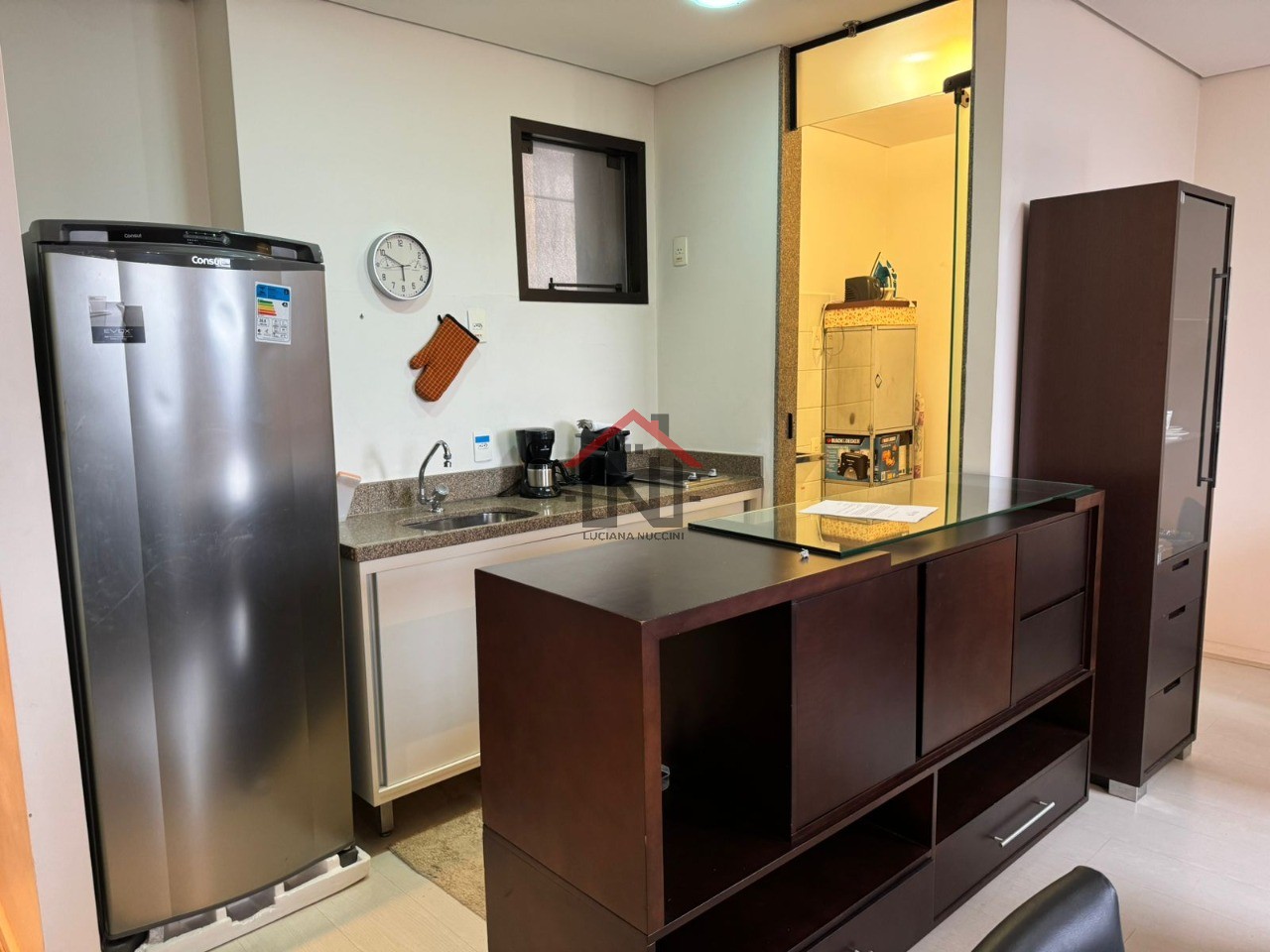 Apartamento de Luxo no Itaim Bibi, São Paulo-SP: 1 Quarto, 1 Sala, 2 Banheiros, 2 Vagas de Garagem!