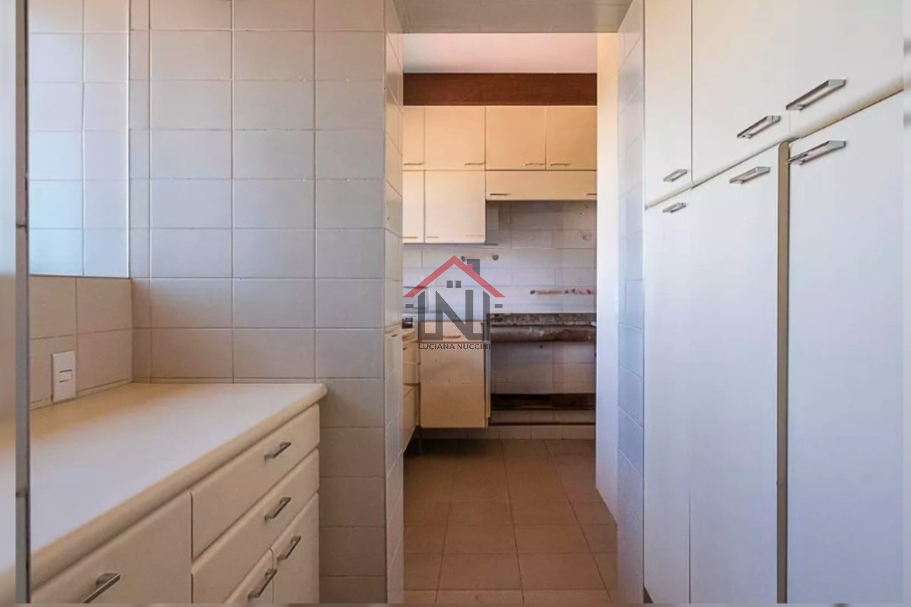Imóvel de luxo na Vila Madalena: Apartamento com 3 suítes, 285m² e 4 vagas de garagem em São Paulo-SP