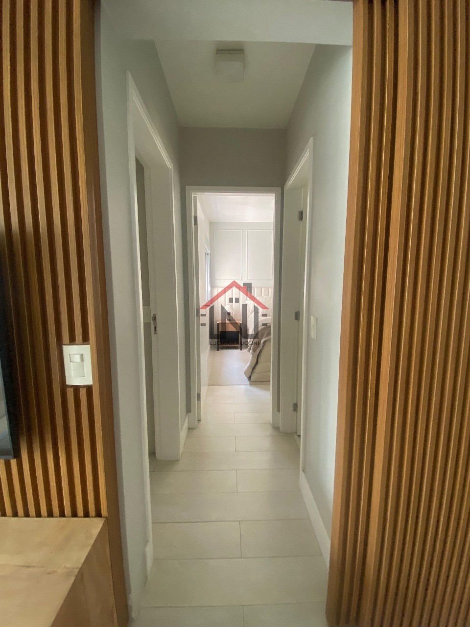 Apartamento de Luxo para Locação em Pinheiros - São Paulo-SP: 2 Quartos, 1 Suíte, 2 Banheiros, 2 Vagas, 68m² de Área.