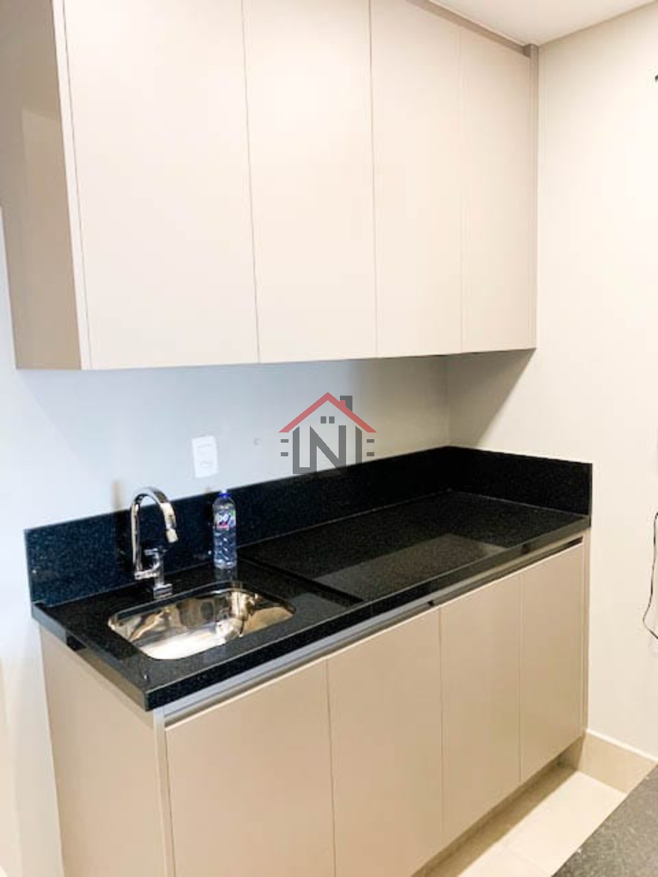 Studio de Luxo no Brooklin Paulista: 1 quarto, 1 banheiro, vaga de garagem, 44m² - São Paulo-SP