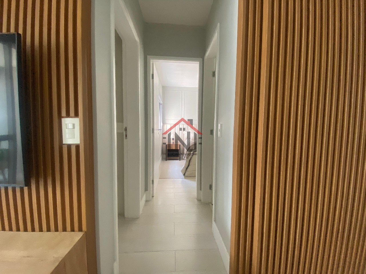 Apartamento de Luxo para Locação em Pinheiros - São Paulo-SP: 2 Quartos, 1 Suíte, 2 Banheiros, 2 Vagas, 68m² de Área.