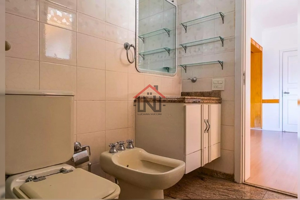 Imóvel de luxo na Vila Madalena: Apartamento com 3 suítes, 285m² e 4 vagas de garagem em São Paulo-SP