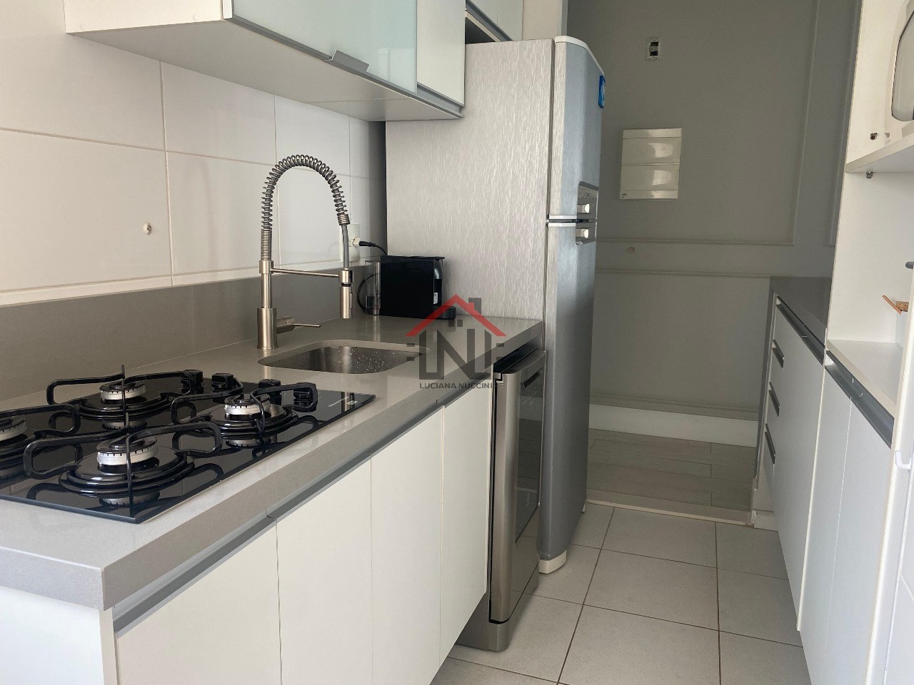 Apartamento de Luxo para Locação em Pinheiros - São Paulo-SP: 2 Quartos, 1 Suíte, 2 Banheiros, 2 Vagas, 68m² de Área.