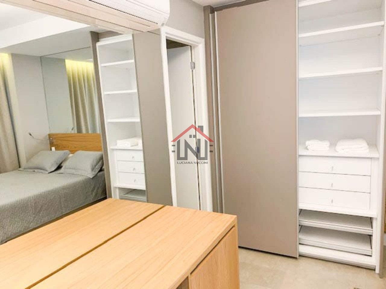 Studio de Luxo no Brooklin Paulista: 1 quarto, 1 banheiro, vaga de garagem, 44m² - São Paulo-SP