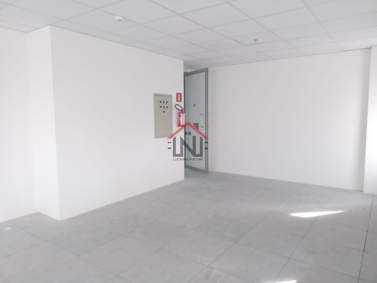 Aluguel de Conjunto Comercial de Alto Padrão em São Paulo-SP, Jardim Caravelas: 1 Sala, 2 Banheiros, 9 Vagas de Garagem, 316,04 m².