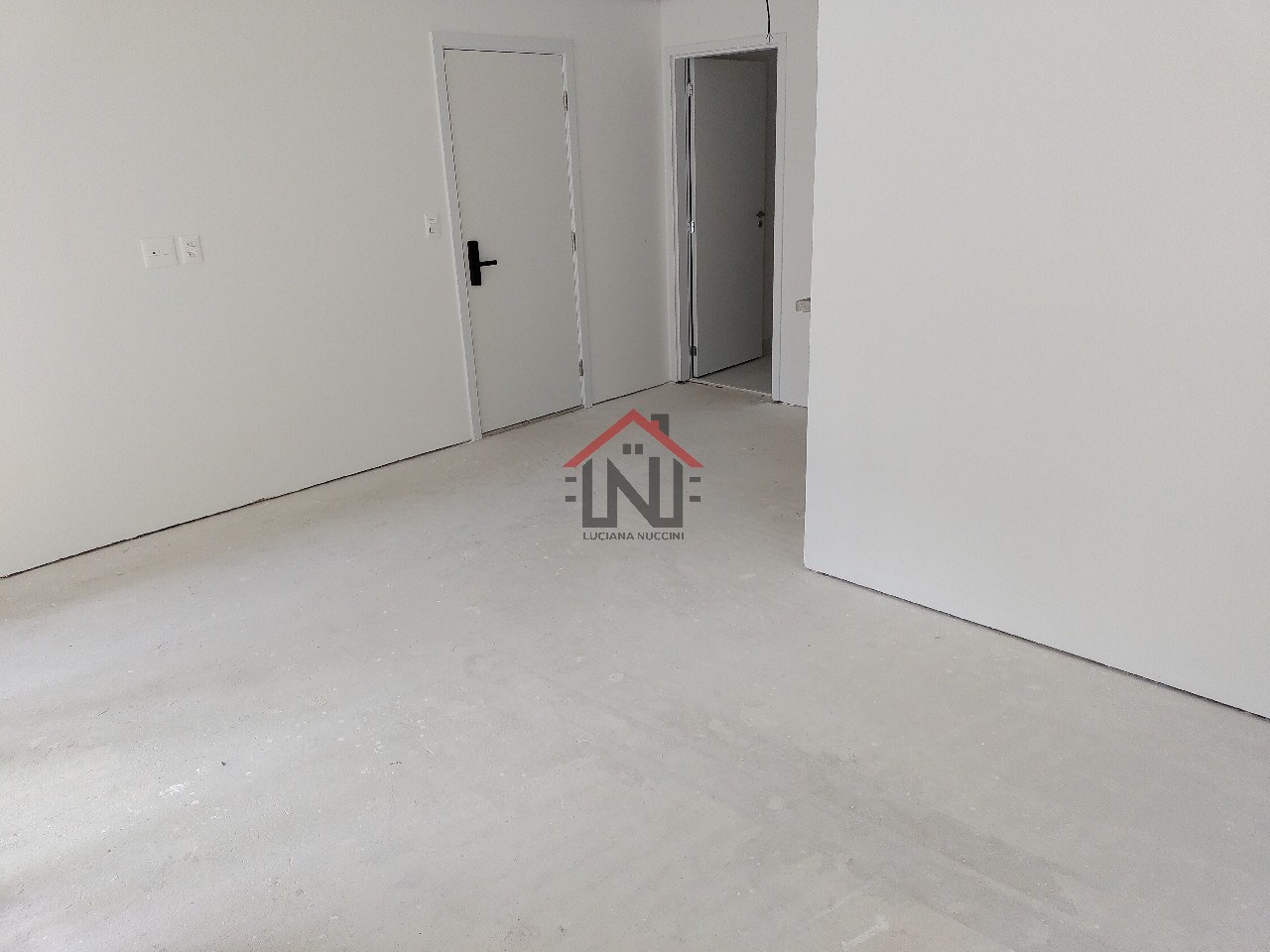 Studio residencial para Venda e Locação Indianópolis, São Paulo 1 dormitório sendo 1 suíte, 1 banheiro 42,00 m² construída, 42,00 m² útil