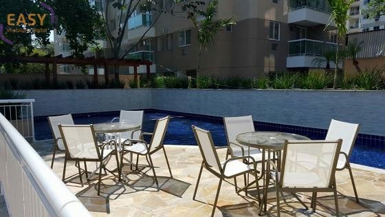 Apartamento à venda com 2 quartos, 60m² - Foto 3