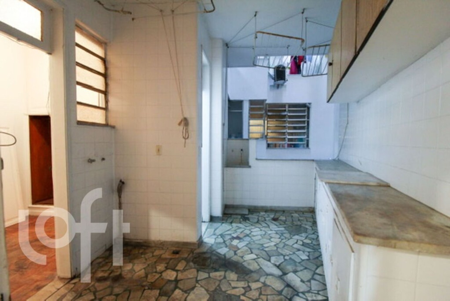 Apartamento à venda com 3 quartos, 146m² - Foto 28