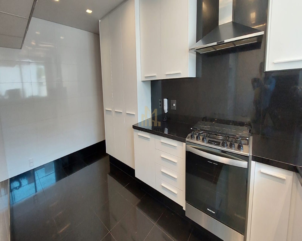 Apartamento, 3 quartos, 193 m² - Foto 3