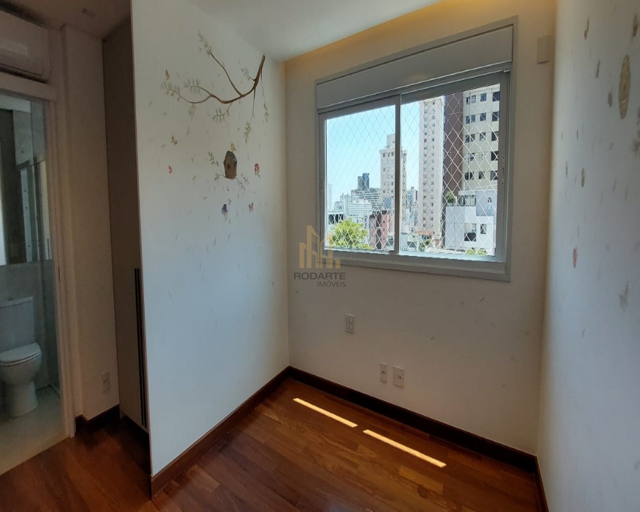 Apartamento, 3 quartos, 193 m² - Foto 2