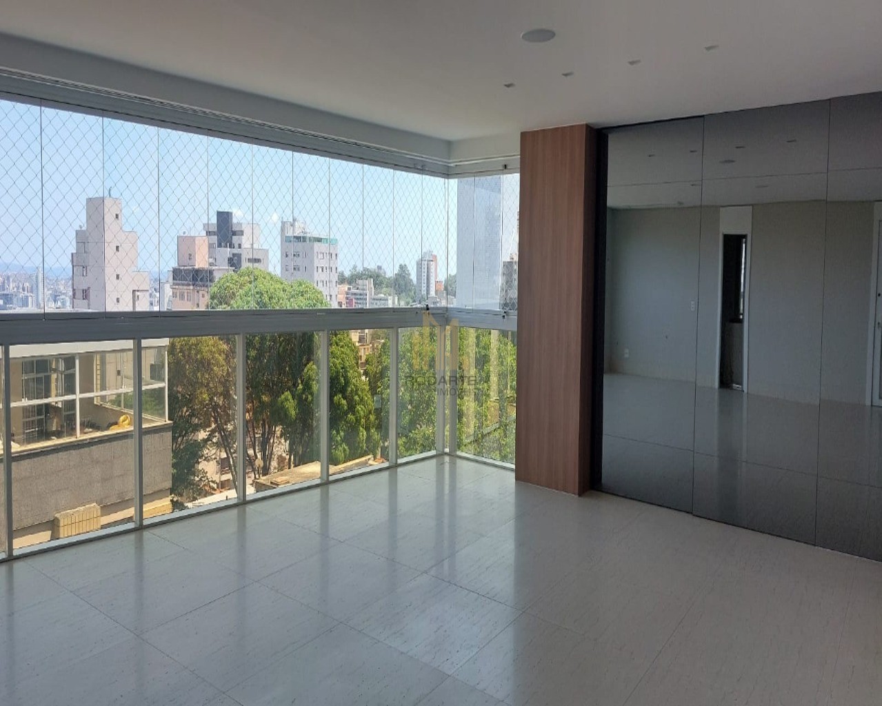 Apartamento, 3 quartos, 193 m² - Foto 1