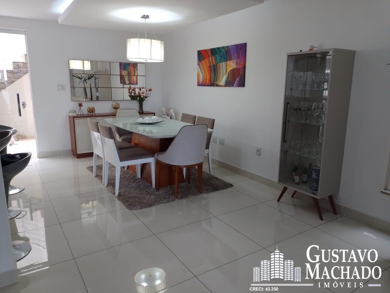 Casa para Comprar em Jardim Suíça - Volta Redonda - RJ