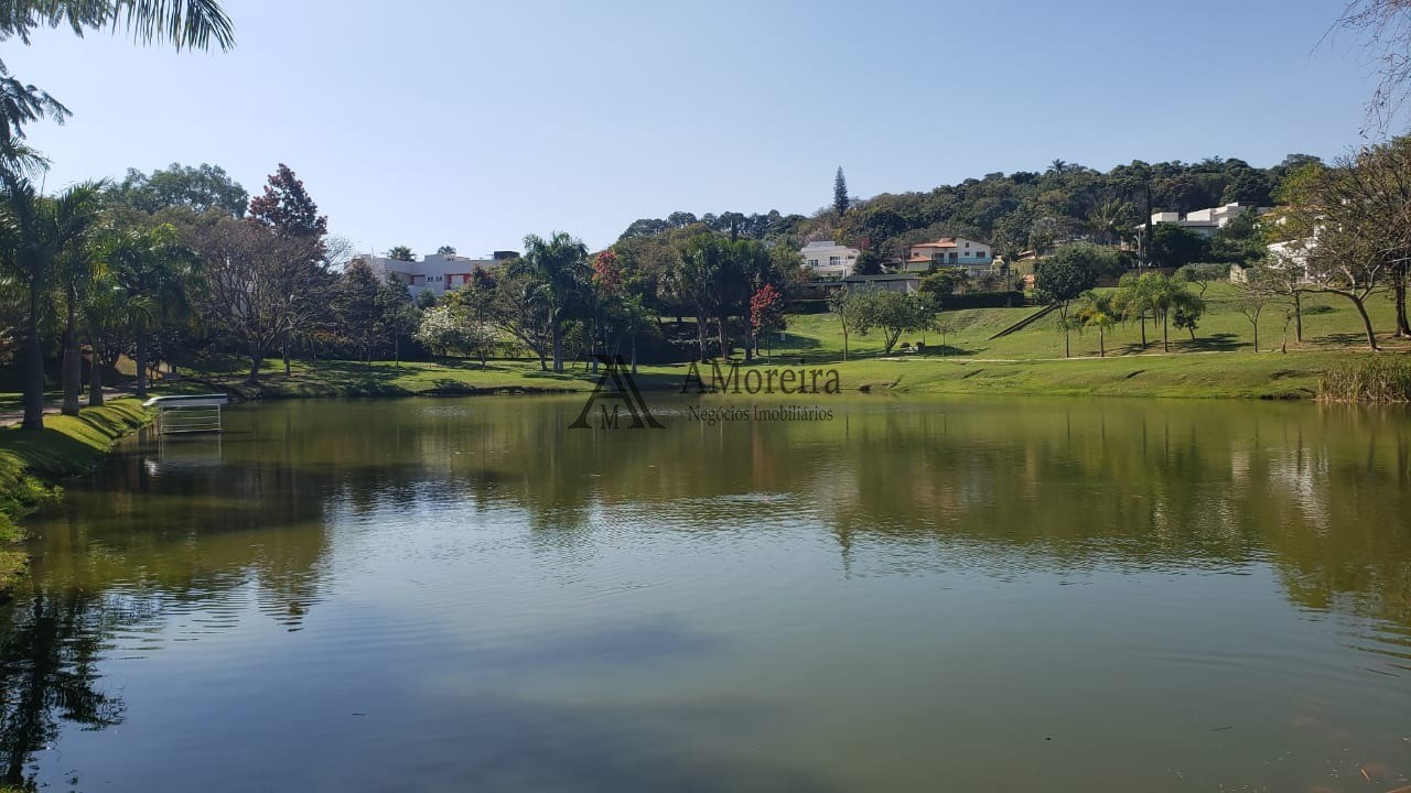 Maravilhoso terreno no portal dos resedás