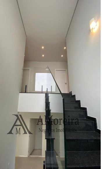 Venda - casa/sobrado com 355 m² de construção no condomínio 