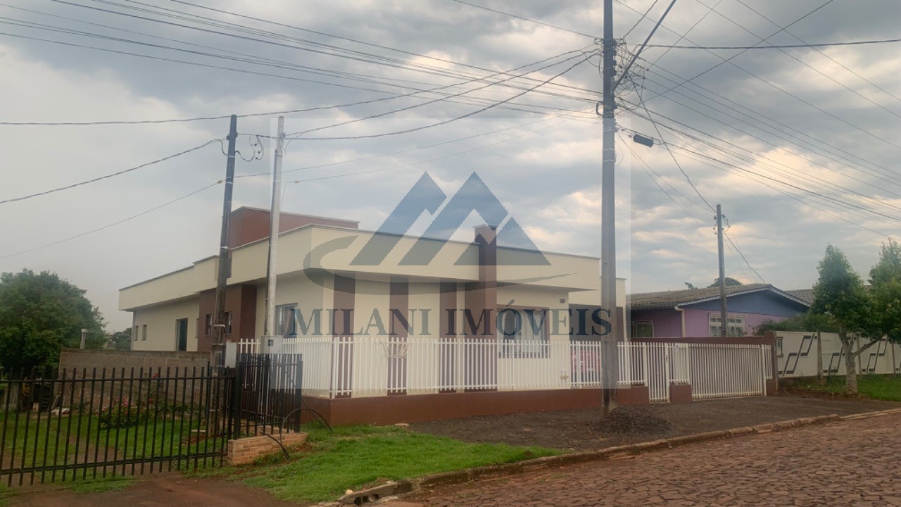 Casa à venda! 2 dormitórios sendo 1 suíte, 3 banheiros, 1 va